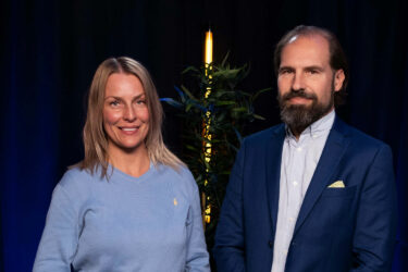 Helena Eriksson och Fredrik Karlsson mötte­s vid ett panelsamtal om byggrobotik. Foto: Sanna Johannesson, Blackbox Videoproduktion AB ﻿