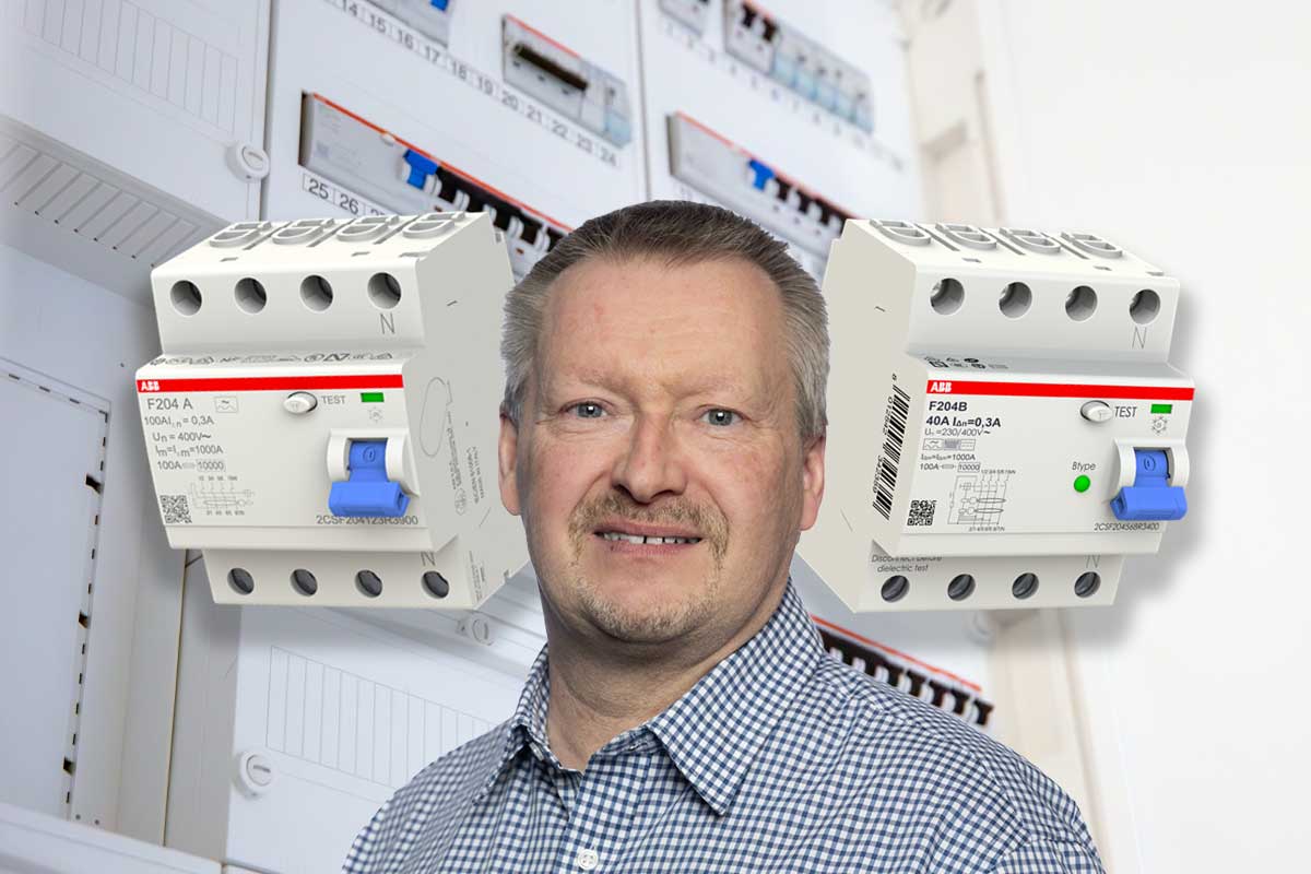 Leif Lundberg, specialist på ABB. Bild: ABB / Bakgrundsbild: Getty images (montage)