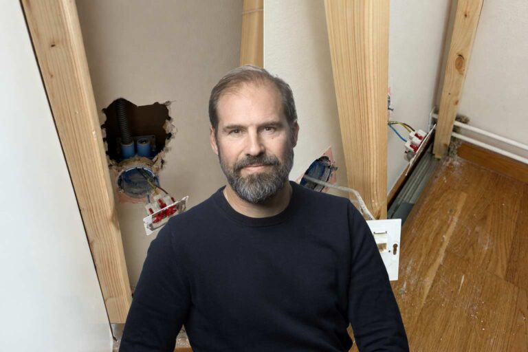 Det är svårt att som privatperson veta om en hantverkas utsaga stämmer, skriver Fredrik Karlsson.
