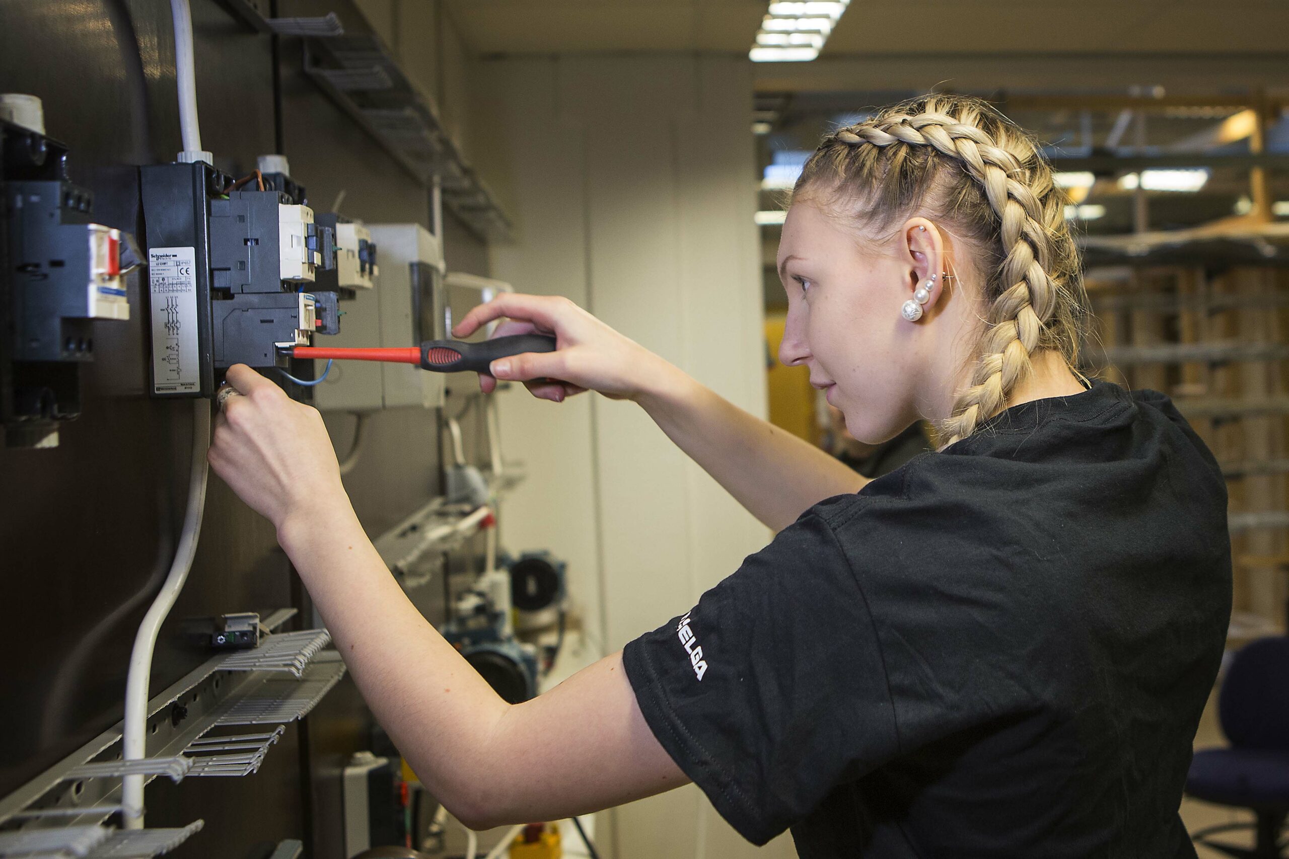 Så tjänar elektriker tio år efter gymnasiet Elinstallatören