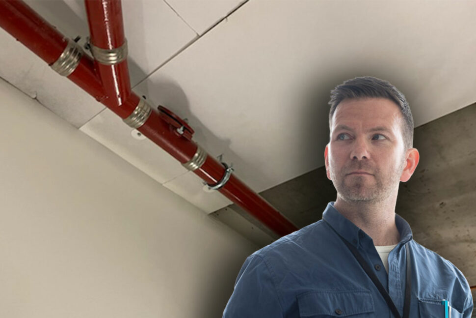 Det är bra att kontrollera kvaliteten på rörsystemet, tipsar besiktningsmannen Mathias Eriksson. Foto: privat