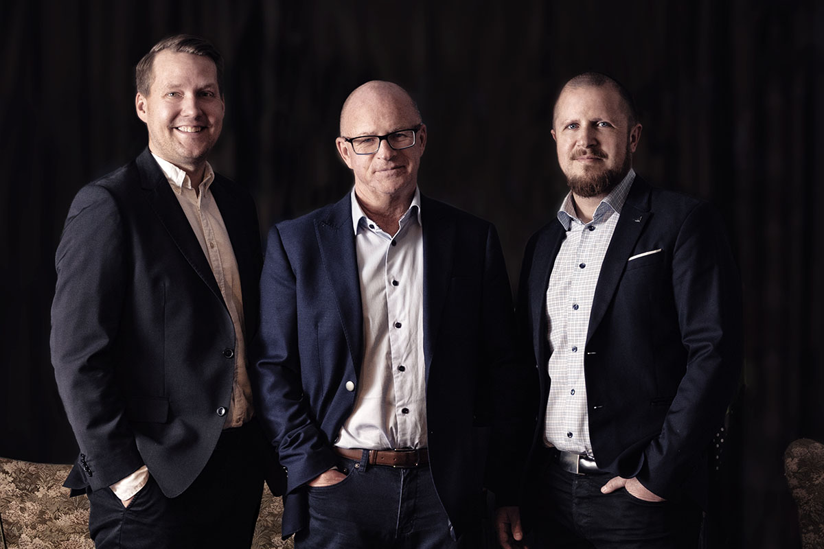 Ägartrion på VVS-företaget Instatech. Ulf Andersson (mitten), Adam Lönqvist (till vänster) och Johan Andersson (till höger). Foto: Instatech