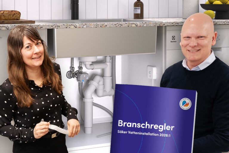 Vi pratar Säker Vattens nya branschregler med Jenny Lindholm och Björn Rydetorp på System Vatette i Vårgårda.