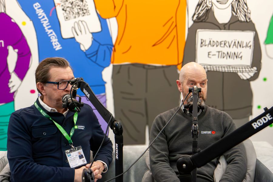 Comfort fortsätter köpa bolag, trots svår konjunktur, berättar Hans Spett i samtal med Johnny Petré. Foto: Kim Crona