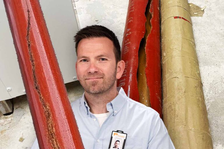 Mathias Eriksson ser många som drabbas av rostande gjutjärnsrör.